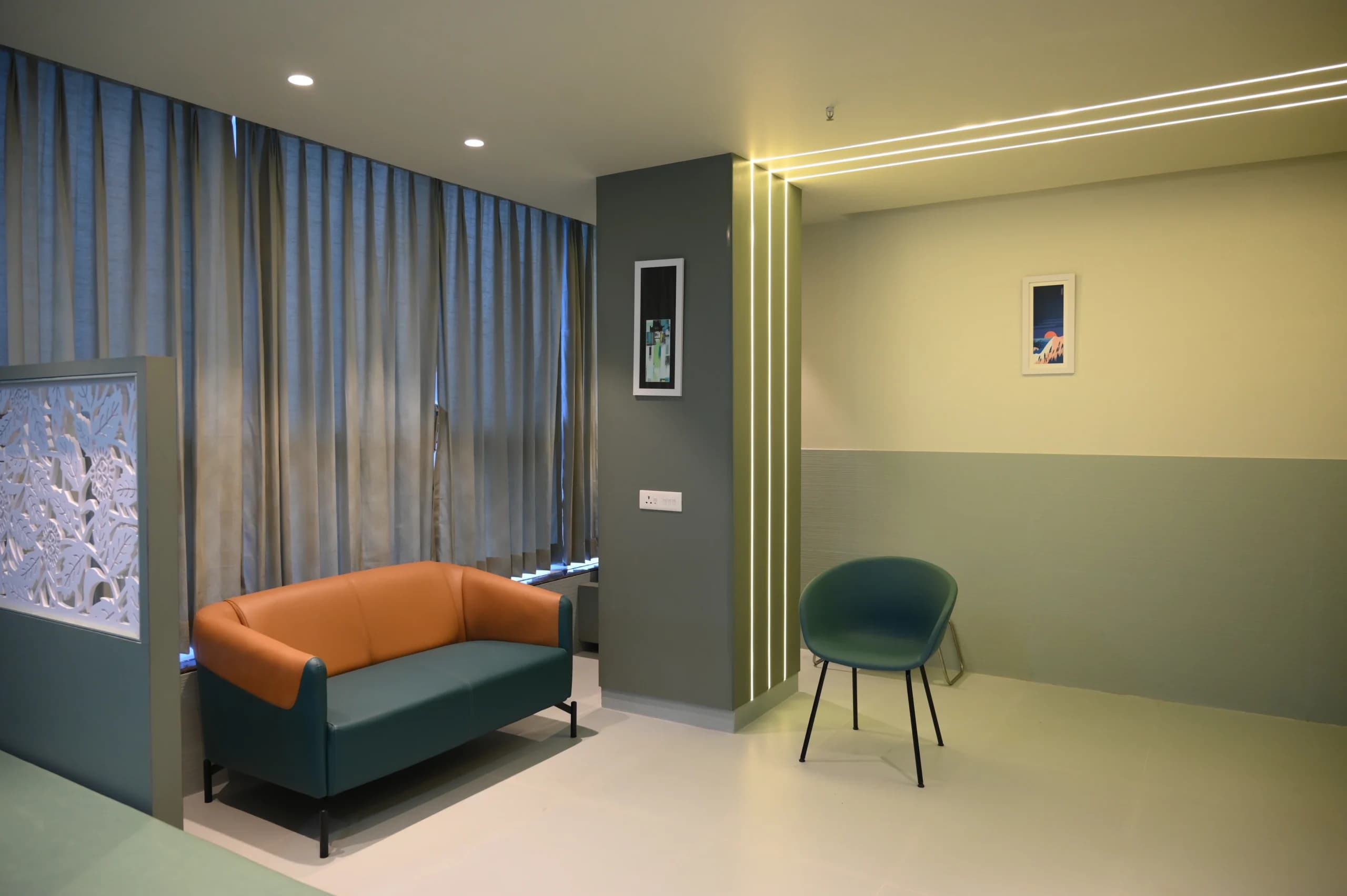 Six Sigma Hospital deluxe room